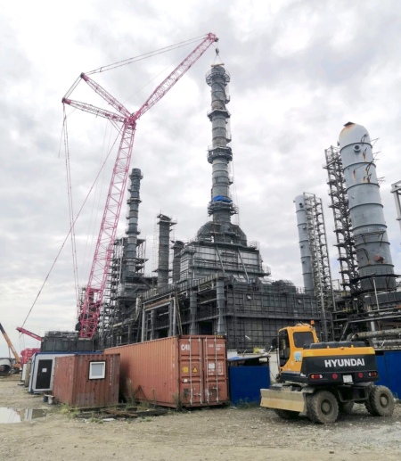 Refinery customer with three-column lift takes big crane search online